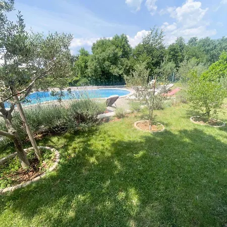 Apartament In 42066