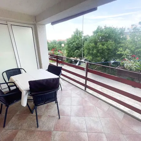 Apartament In 42066