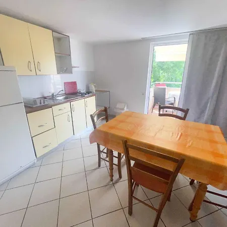 Apartamento In 42066 Jadranovo