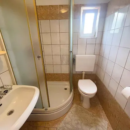 In 42066 Apartamento Jadranovo