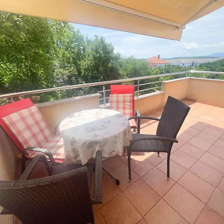 In 42066 Apartament *